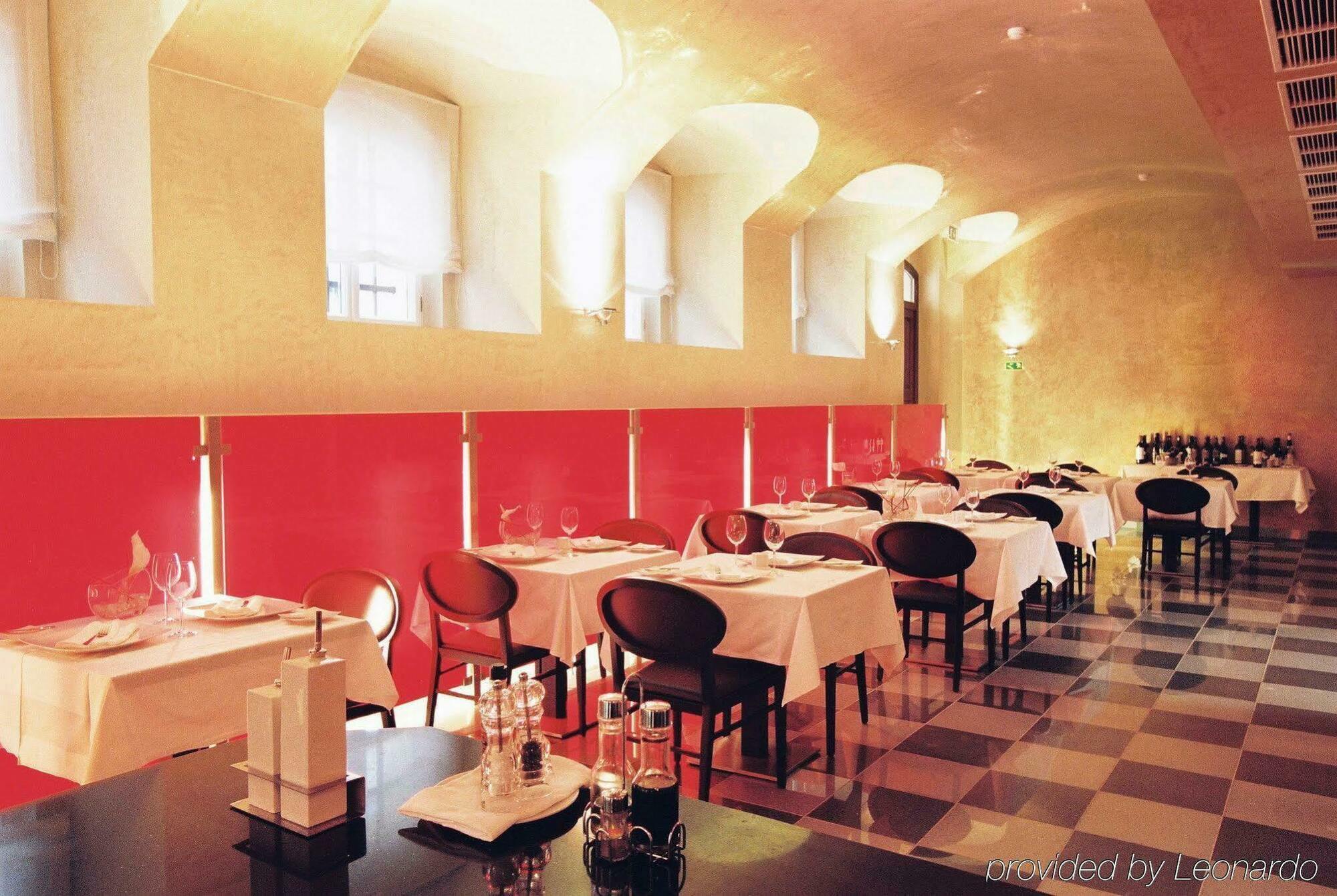Eurostars Thalia Hotel Praag Restaurant foto